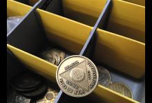 嗜酒者的救贖:有人戒酒后迷上喝可樂(lè) 每天喝十瓶