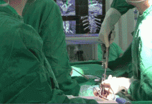 這位北京三甲的援疆醫生,做了一臺跨越 4,000 公里的手術