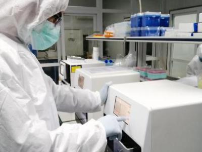 中國(guó)企業(yè)自主研發(fā)新冠+甲乙流聯(lián)合檢測(cè)試劑盒獲批上市