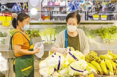 超市里的新變化（新時代畫卷）