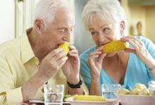 老人消化不良怎么辦？試試這些小妙招