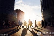 走路速度快的人更易長壽！但1類人越快越危險