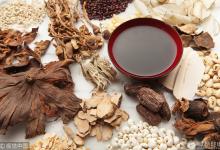 三味中藥泡水喝，中老年人健腦益力，腿腳靈活