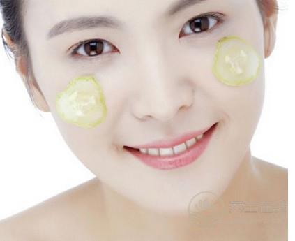 痘痘肌的飲食禁忌你知道嗎？最適合“戰痘”青年的飲食搭配