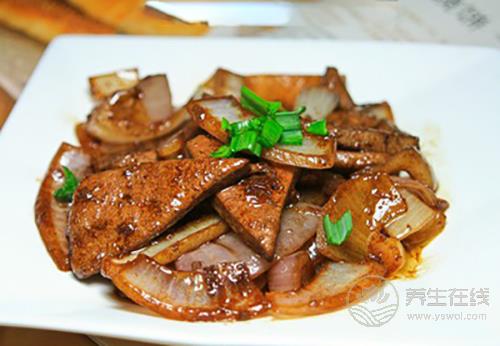 多吃6種食物，擺脫“熊貓眼”