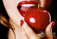 蘋果百利無一害?這種體質(zhì)千萬不要吃太多