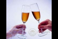 喝酒不吃肉-嚴(yán)重傷肝,喝酒的一些注意事項(xiàng)和解酒方