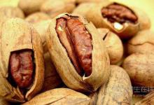 這些情況說明你睡眠不足，可常吃這幾種食物