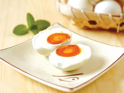 咸鴨蛋的不同做法 由咸鴨蛋組成的菜譜