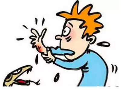 生活中當不小心被蛇咬了需要用哪些草藥