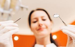 一不小心把舌頭咬破了需要怎么養