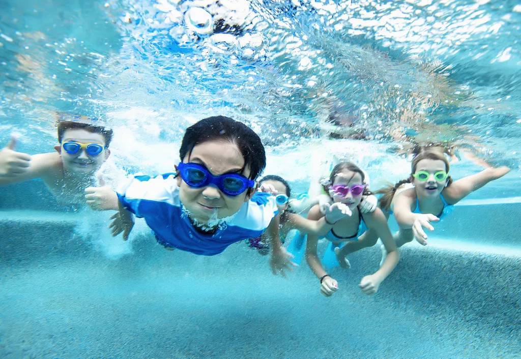 在游泳時不小心嗆水應該怎樣處理 在游泳時不小心嗆水應該怎樣處理