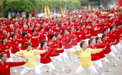 健身之前和健身之后應該如何吃合理-易網健康<a href=http://m.logojc.com/jkys/ target=_blank class=infotextkey>養生</a>網 健身之前和健身之后應該如何吃合理