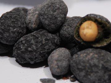 炭燒花生的做法以及炭燒花生怎么吃