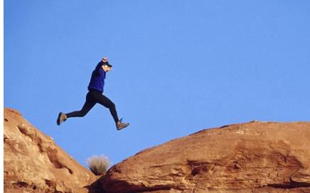 馬拉松運(yùn)動(dòng)是鍛煉身體的哪些部位-易網(wǎng)健康<a href=http://m.logojc.com/jkys/ target=_blank class=infotextkey>養(yǎng)生</a>網(wǎng) 馬拉松運(yùn)動(dòng)是鍛煉身體的哪些部位