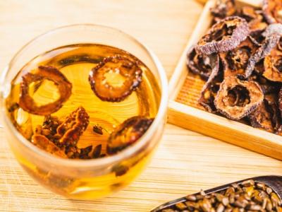 山楂和什么泡水喝減肥 山楂加什么降血脂最快