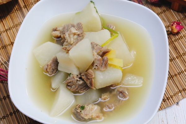 不能和羊肉一起吃的食物-易網健康<a href=http://m.logojc.com/jkys/ target=_blank class=infotextkey>養生</a>網 不能和羊肉一起吃的食物