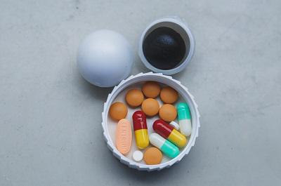 脂必泰吃了三年的后果 揭秘吃脂必泰的5大禁忌-易網健康<a href=http://m.logojc.com/jkys/ target=_blank class=infotextkey>養生</a>網 脂必泰吃了三年的后果 揭秘吃脂必泰的5大禁忌