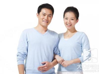 插進(jìn)去一半帶點(diǎn)血絲是為什么？