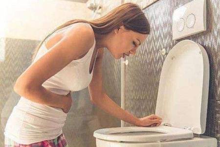 剛懷孕有什么癥狀和反應，懷孕初期一招判斷的方法