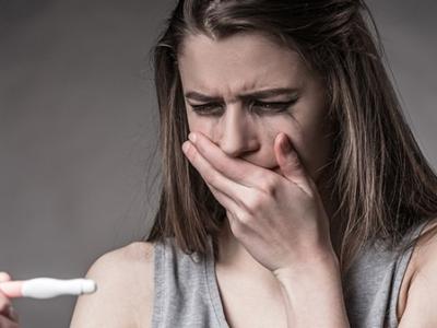 女性妊娠前期可能會(huì)有這些危險(xiǎn)因素 如何處理這些危險(xiǎn)因素