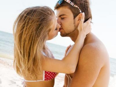 背入式性愛是怎樣的體驗 男女不能錯過的性愛姿勢