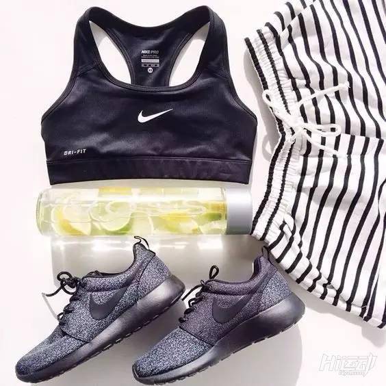 跟村姑style說拜拜 20款女生健身穿搭