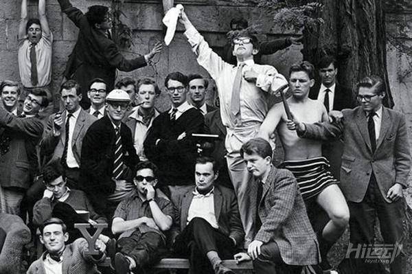 巨人隕落，史蒂芬?霍金與運(yùn)動(dòng)的不解情緣