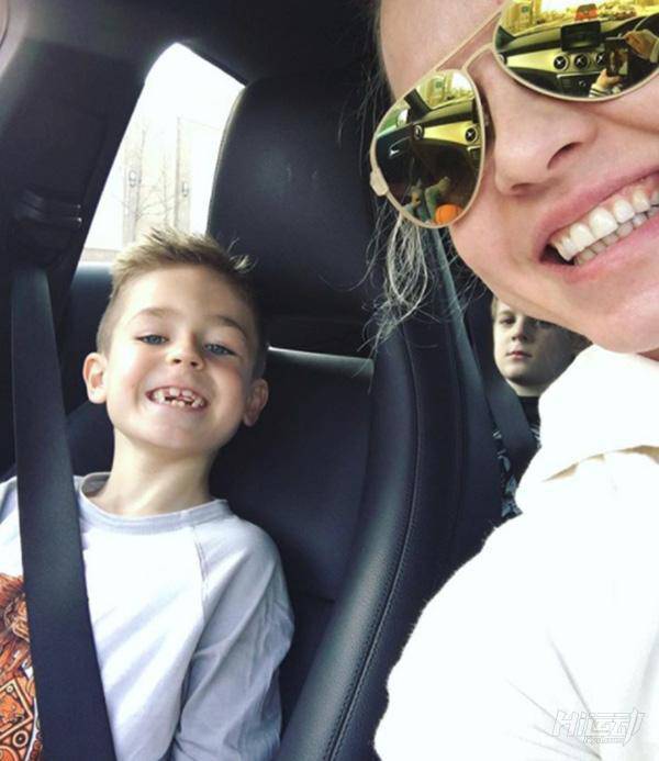 全球最低體脂率3%！這樣的妹子身材你會喜歡嗎？