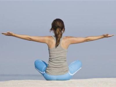 五組瘦身瑜伽動作快來學，堅持練習秒變瘦