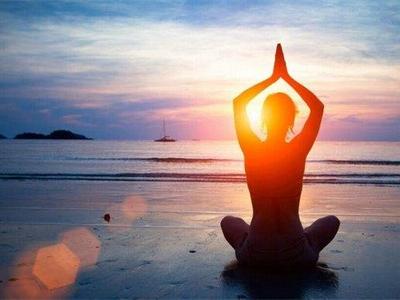 月經(jīng)量少是什么原因，做好這些床上運(yùn)動改善月經(jīng)不調(diào)