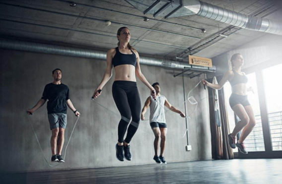 長期跳繩皮膚變超好-易網健康<a href=http://m.logojc.com/jkys/ target=_blank class=infotextkey>養生</a>網 長期跳繩皮膚變超好