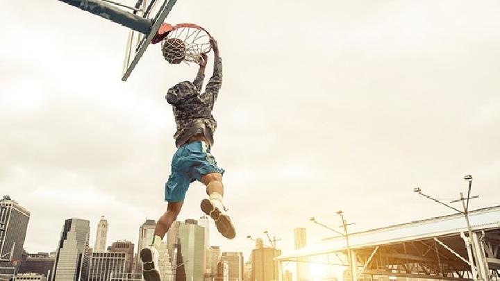 瘦身減肥時應(yīng)該怎么做效果好 兩組力量練習(xí)直達理想瘦身效果-易網(wǎng)健康<a href=http://m.logojc.com/jkys/ target=_blank class=infotextkey>養(yǎng)生</a>網(wǎng) 瘦身減肥時應(yīng)該怎么做效果好 兩組力量練習(xí)直達理想瘦身效果