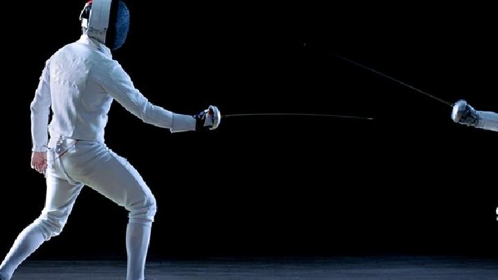 居家瘦身做什么運動燃脂最快 居家運動4招快速燃燒身體脂肪-易網健康<a href=http://m.logojc.com/jkys/ target=_blank class=infotextkey>養生</a>網 居家瘦身做什么運動燃脂最快 居家運動4招快速燃燒身體脂肪