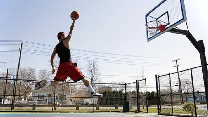 跳繩運(yùn)動(dòng)減肥效果怎么樣?什么運(yùn)動(dòng)減肥效果好?-易網(wǎng)健康養(yǎng)生網(wǎng) 跳繩運(yùn)動(dòng)減肥效果怎么樣?什么運(yùn)動(dòng)減肥效果好?