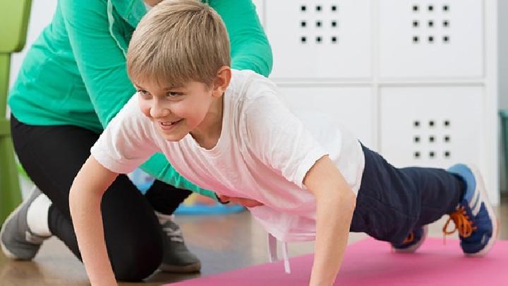 怎么鍛煉才能減肚子上的贅肉?做什么運動可以瘦肚子?-易網健康<a href=http://m.logojc.com/jkys/ target=_blank class=infotextkey>養生</a>網 怎么鍛煉才能減肚子上的贅肉?做什么運動可以瘦肚子?