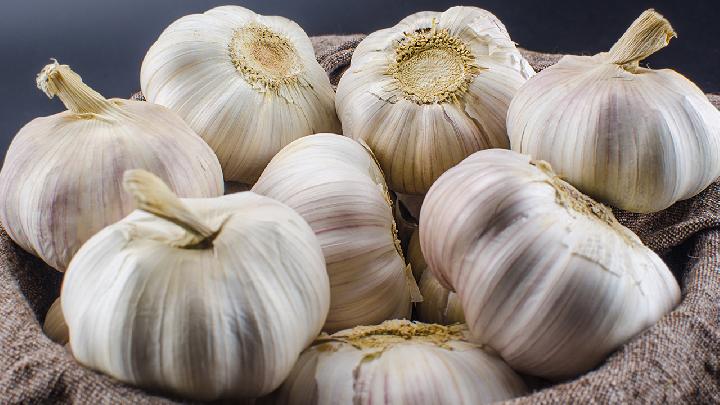 白醋泡雞蛋能減肥嗎?醋泡雞蛋有減肥功效嗎?-易網<a href=http://m.logojc.com/ target=_blank class=infotextkey>健康養生</a>網 白醋泡雞蛋能減肥嗎?醋泡雞蛋有減肥功效嗎?