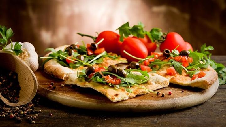 每天睡覺前喝蜂蜜水能減肥嗎?蜂蜜水有減肥功效嗎?-易網<a href=http://m.logojc.com/ target=_blank class=infotextkey>健康養生</a>網 每天睡覺前喝蜂蜜水能減肥嗎?蜂蜜水有減肥功效嗎?