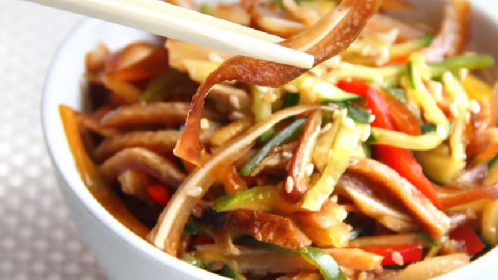 瑜伽什么時候做最減肥呢？做瑜伽減肥最佳時間