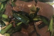 蒜苗鴨血的做法-咸鮮味炒菜譜