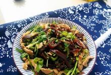 青椒木耳炒肉的做法-香辣味炒菜譜