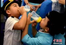 牛奶vs豆?jié){哪種更好?告訴你這些真相