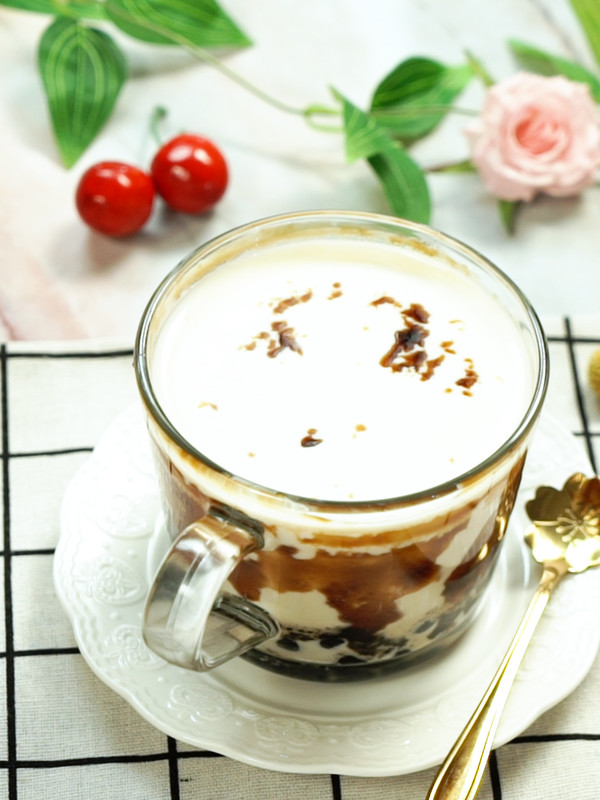 黑糖珍珠鮮奶的做法-甜味燉菜譜 黑糖珍珠鮮奶的做法-甜味燉菜譜