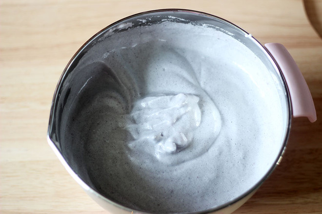 黑穗醋栗仙女蛋糕卷的做法-酸甜味烘焙菜譜-易網(wǎng)健康養(yǎng)生網(wǎng) 黑穗醋栗仙女蛋糕卷的做法-酸甜味烘焙菜譜