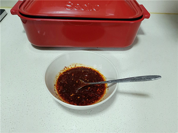 銷魂蒜香茄的做法-麻辣味煎菜譜-易網健康養生網 銷魂蒜香茄的做法-麻辣味煎菜譜