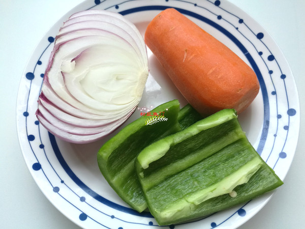 清炒三絲的做法-家常味炒菜譜-易網<a href=http://m.logojc.com/ target=_blank class=infotextkey>健康養生</a>網 清炒三絲的做法-家常味炒菜譜