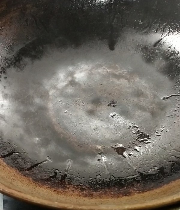 爆炒南瓜尖的做法-咸鮮味炒菜譜-易網<a href=http://m.logojc.com/ target=_blank class=infotextkey>健康養生</a>網 爆炒南瓜尖的做法-咸鮮味炒菜譜