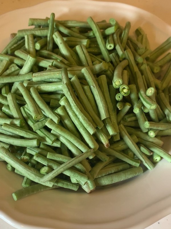 豇豆炒肉絲的做法-酸辣味炒菜譜-易網健康養生網 豇豆炒肉絲的做法-酸辣味炒菜譜