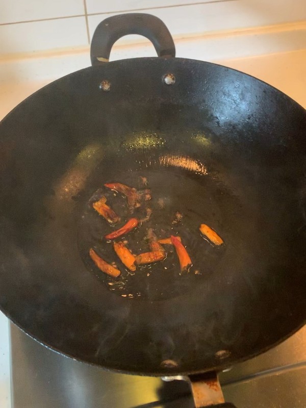 豇豆炒肉絲的做法-酸辣味炒菜譜-易網健康養生網 豇豆炒肉絲的做法-酸辣味炒菜譜