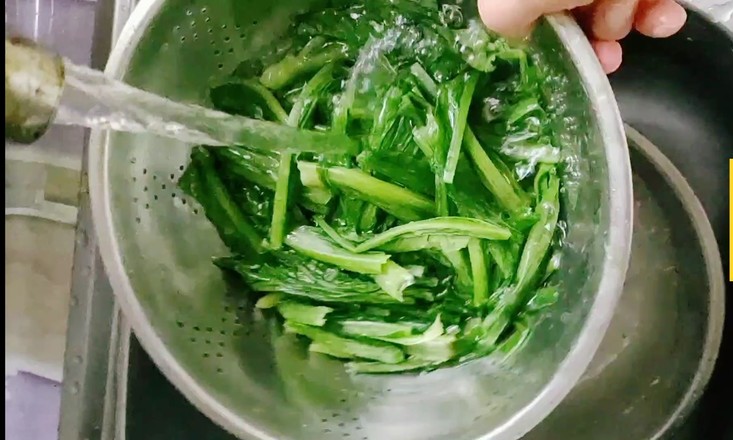 澆汁油麥菜的做法-咸鮮味其它工藝菜譜